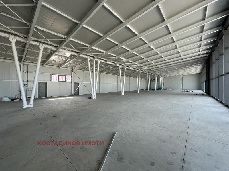 A louer  Boutique Plovdiv , Pazardjichko chose , 1900 m² | 82502631 - image [2]