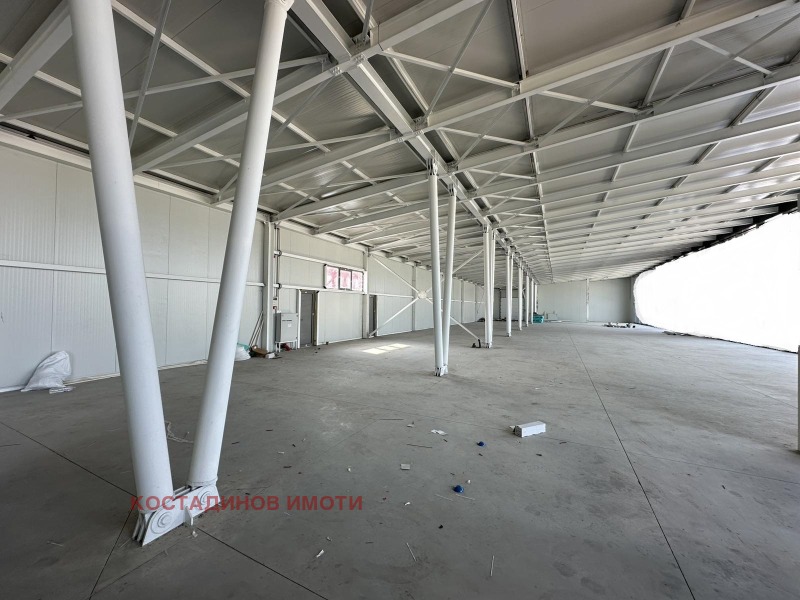 A louer  Boutique Plovdiv , Pazardjichko chose , 1900 m² | 82502631 - image [4]
