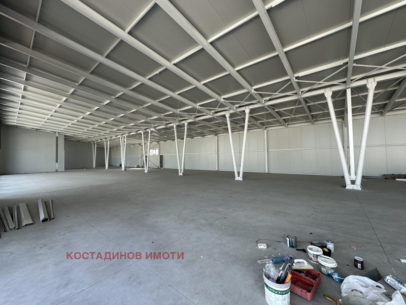 A louer  Boutique Plovdiv , Pazardjichko chose , 1900 m² | 82502631 - image [3]
