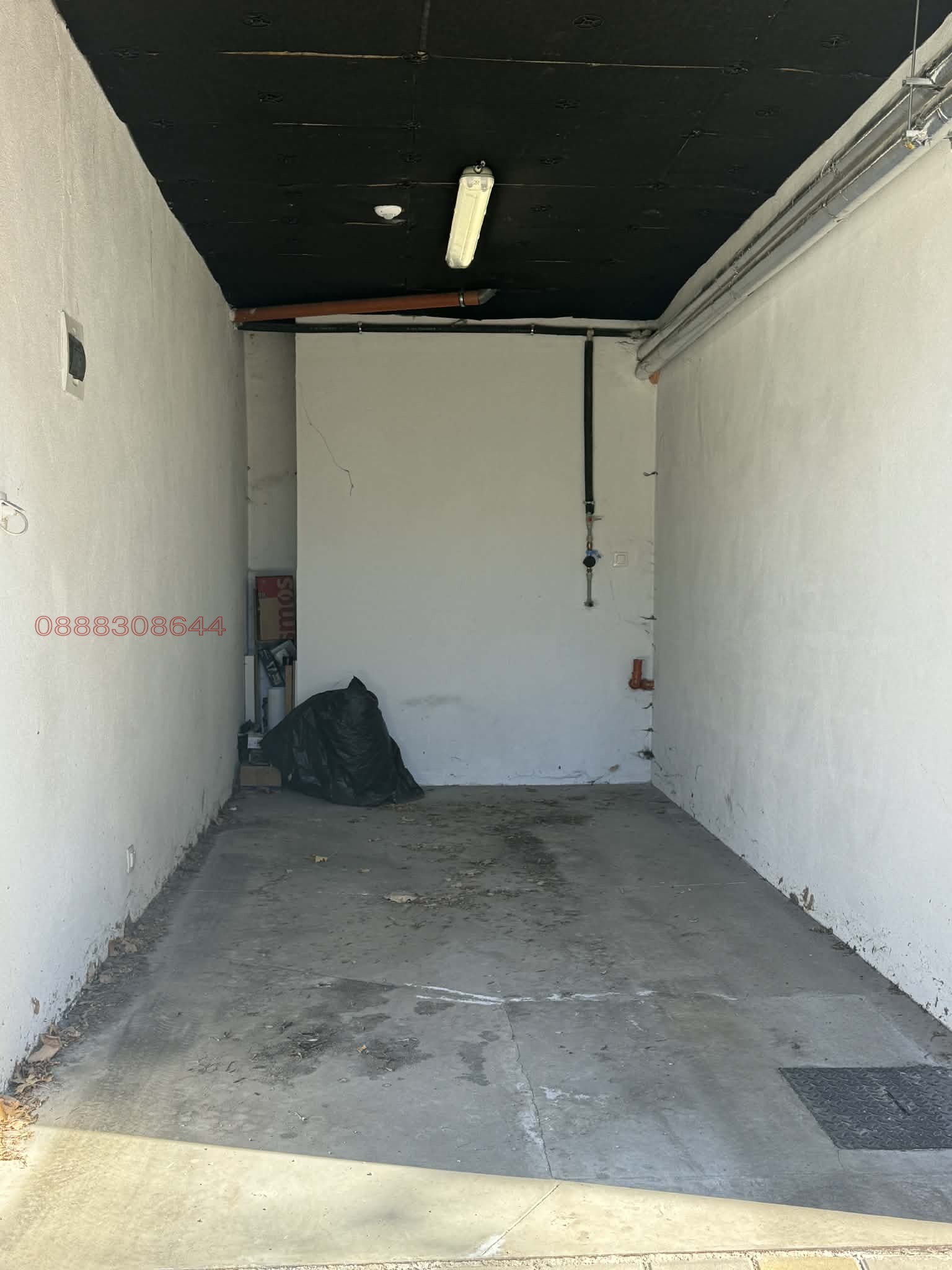 Дава под наем ГАРАЖ, ПАРКОМЯСТО, гр. София, Банишора, снимка 2 - Гаражи и паркоместа - 53672460