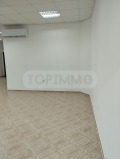 Под наем МАГАЗИН, град Варна, Левски 2 • 3000 лв. / 1533.88 € • 13899143 3