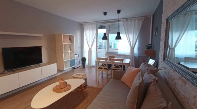 Til leie  1 soverom Sofia , Mladost 1 , 65 kvm | 72528007 - bilde [2]