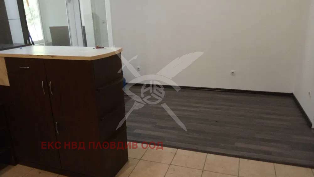 Дава под наем 3-СТАЕН, гр. Пловдив, Тракия, снимка 2 - Апартаменти - 54206028