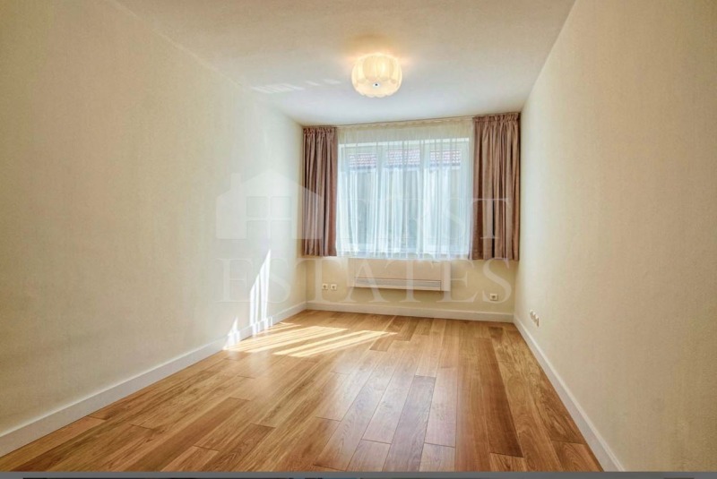 Zu vermieten  3+ Schlafzimmer Sofia , Lozenez , 350 qm | 65816303 - Bild [13]