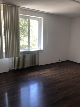 2 soveværelser Oborishte, Sofia 10