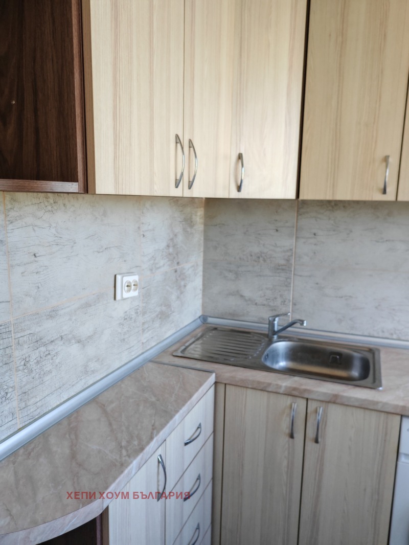 Kiadó  Stúdió Ruse , Zdravec Iztok , 31 négyzetméter | 76618514 - kép [5]