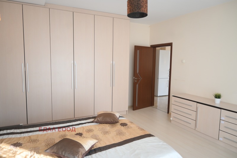 Дава под наем 3-СТАЕН, гр. София, Център, снимка 11 - Апартаменти - 52862375