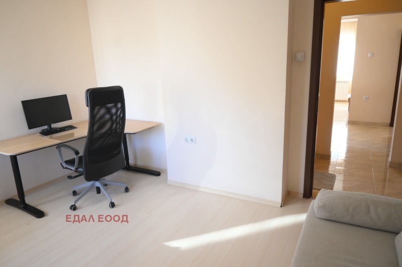 Дава под наем 3-СТАЕН, гр. София, Център, снимка 6 - Апартаменти - 52862375