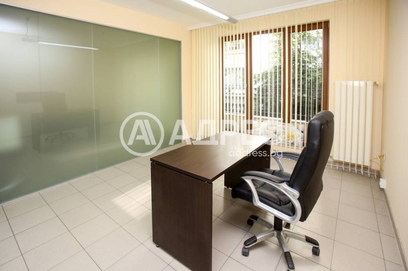 Kiadó  Hivatal Sofia , Centar , 104 négyzetméter | 97319254 - kép [7]