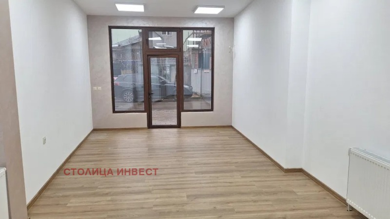 Дава под Наем МАГАЗИН в град Русе, Център - 55 кв.м / 600 € » 1 173.50 лв., СТОЛИЦА ИНВЕСТ
