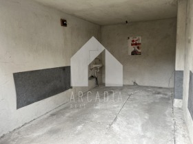 ГАРАЖ, ПАРКОМЯСТО, 17 m2