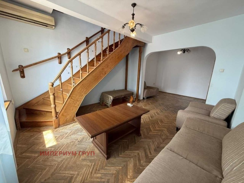 For Rent  3+ bedroom Varna , Tsentar , 110 sq.m | 93961457