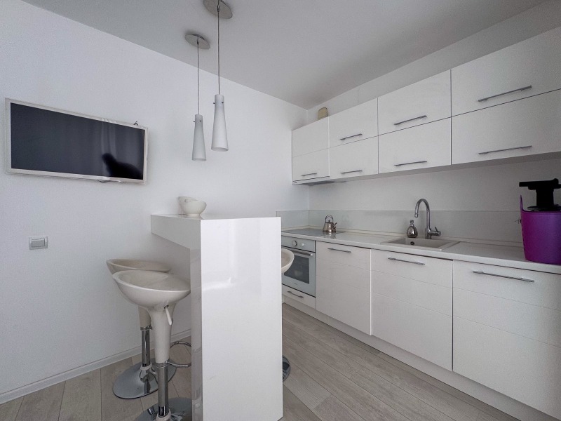В аренду  1 спальня Бургас , Възраждане , 72 кв.м | 43803735 - изображение [4]