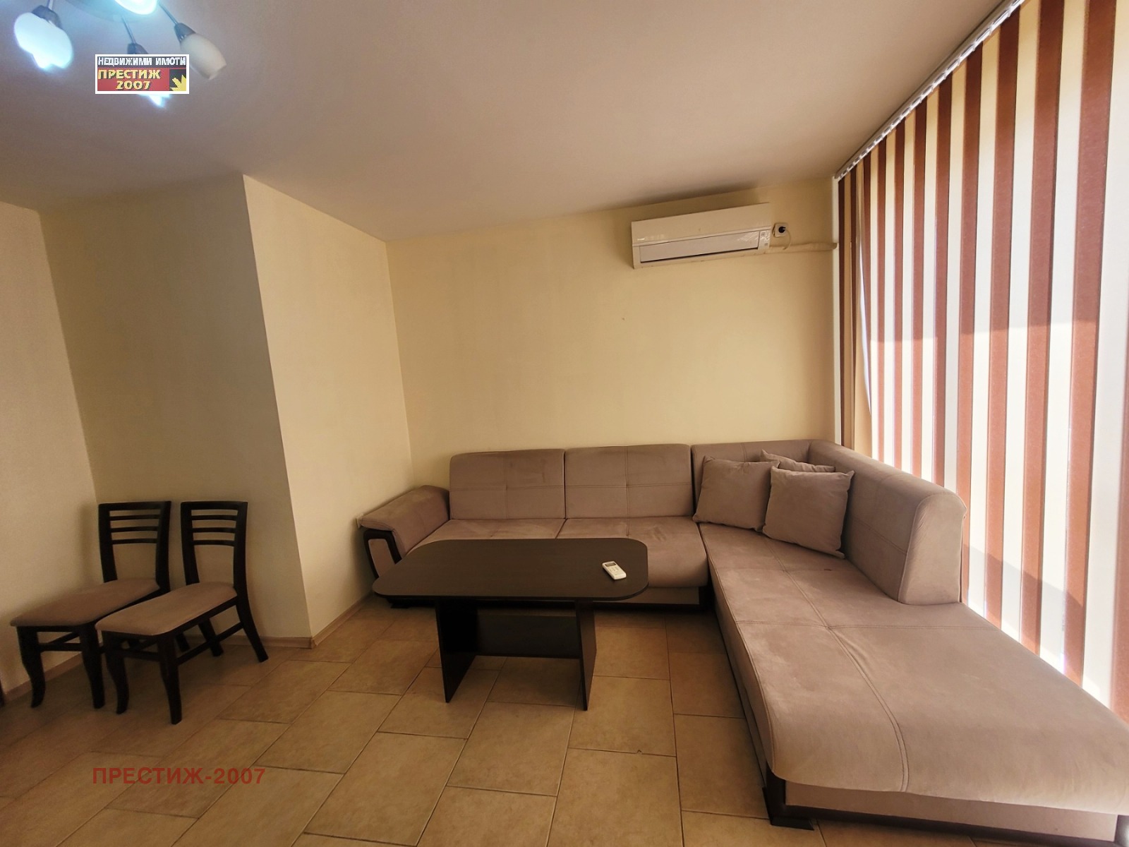 Дава под наем 3-СТАЕН, гр. Шумен, Пазара, снимка 2 - Апартаменти - 53705378