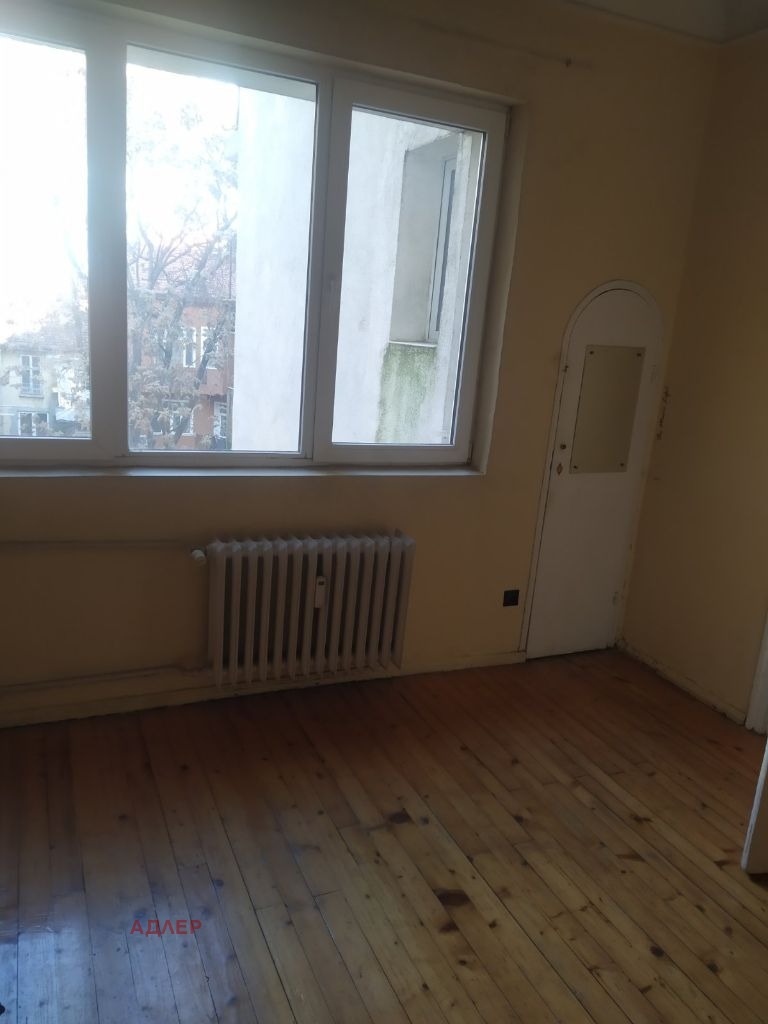 Te huur  Kantoor Sofia , Tsentar , 130 m² | 14943507 - afbeelding [4]