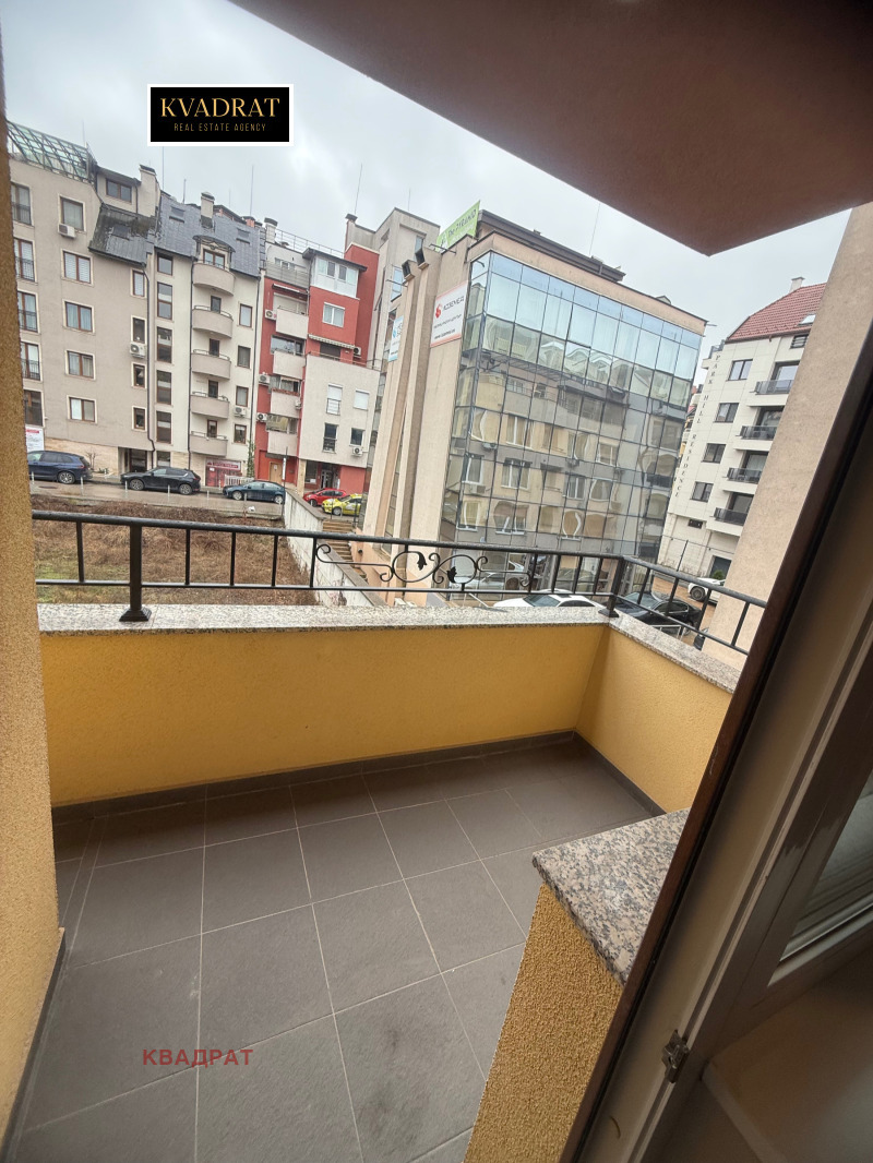 Дава под наем 2-СТАЕН, гр. София, Лозенец, снимка 8 - Апартаменти - 53518369