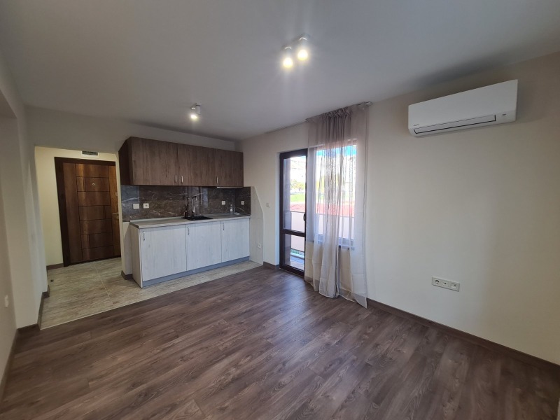Дава под Наем ОФИС в град Хасково, Орфей - 30 кв.м / 153 € » 299.24 лв., ИМОТИ-МИРА