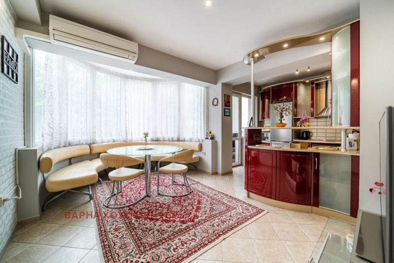 De inchiriat  2 dormitoare Varna , Țveten cvartal , 102 mp | 64195085