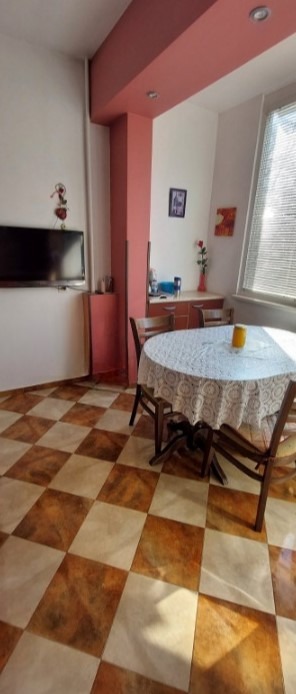 Zu vermieten  1 Schlafzimmer Sofia , Goze Deltschew , 60 qm | 42488478 - Bild [2]