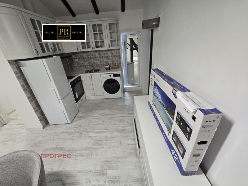 Дава под наем 2-СТАЕН, гр. Пловдив, Център, снимка 4 - Апартаменти - 52690237