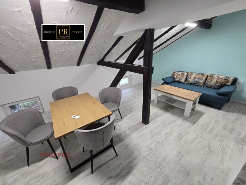 Дава под наем 2-СТАЕН, гр. Пловдив, Център