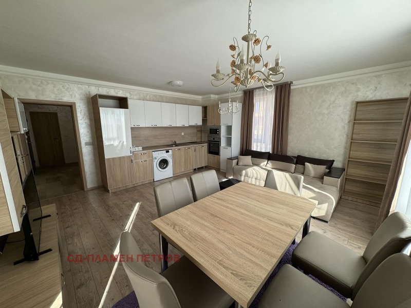 Дава под наем  3-стаен град Шумен , Пазара , 98 кв.м | 73171360 - изображение [5]