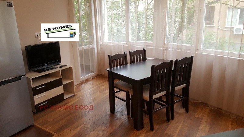Zu vermieten  1 Schlafzimmer Sofia , Belite brezi , 70 qm | 26822177 - Bild [2]