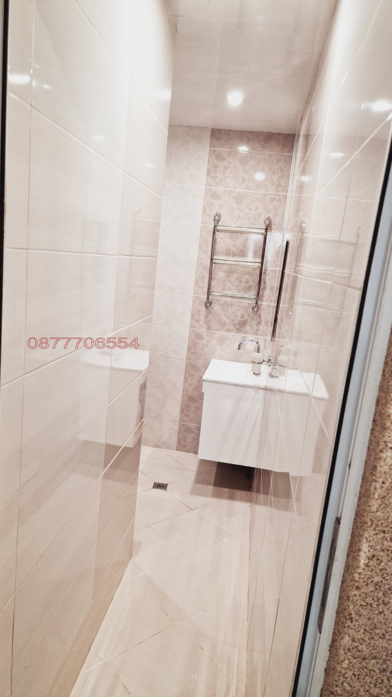 Do wynajęcia  Piętro domu Sofia , Lewski , 100 mkw | 67585753 - obraz [11]