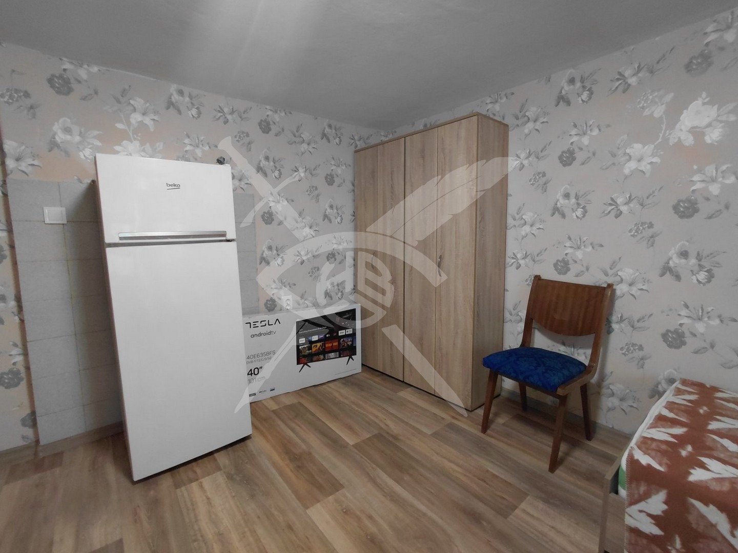 Дава под наем АТЕЛИЕ, ТАВАН, гр. София, Редута, снимка 3 - Апартаменти - 55207999