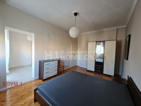 2 camere da letto Tsentar, Sofia 8