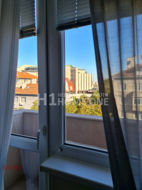 2 camere da letto Tsentar, Sofia 11