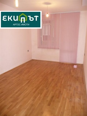 ���� ��� ���� 3-����� | Imot.bg � ����� ������ 4