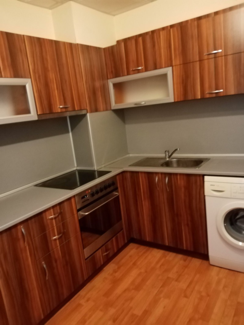 Zu vermieten  1 Schlafzimmer Ruse , Zentar , 72 qm | 37674447 - Bild [3]
