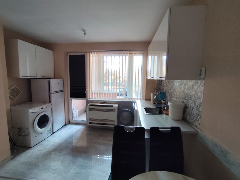 Дава под наем 2-СТАЕН, гр. София, Зона Б-5-3, снимка 3 - Апартаменти - 52636702