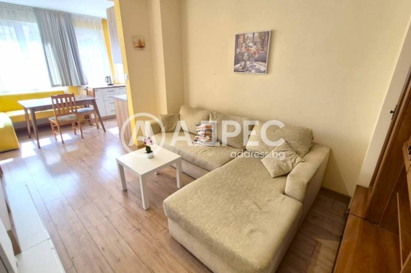 Zu vermieten  2 Schlafzimmer Sofia , Zentar , 90 qm | 40603571
