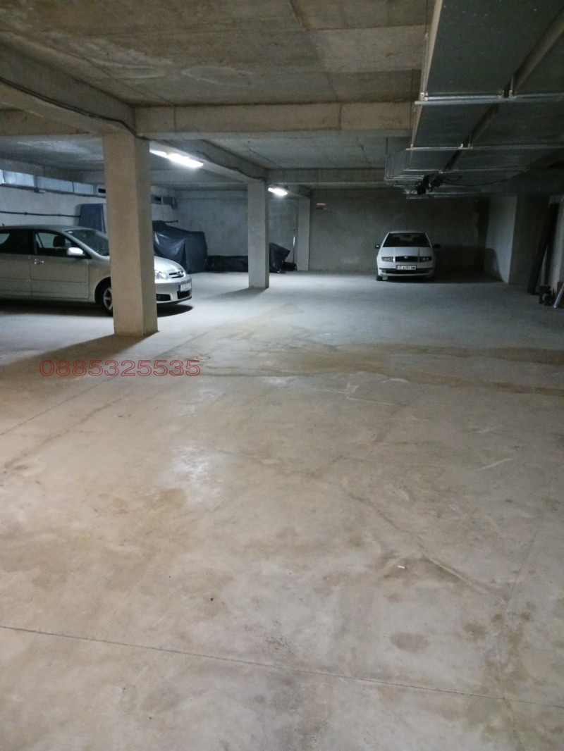 Дава под наем ГАРАЖ, ПАРКОМЯСТО, гр. Свети Влас, област Бургас, снимка 2 - Гаражи и паркоместа - 52784929