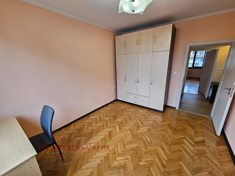 Дава под наем 3-СТАЕН, гр. София, Лозенец, снимка 11 - Апартаменти - 53384467