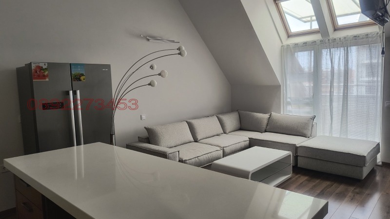 Para alugar  3 quartos Sofia , Zona B-5 , 150 m² | 52202873 - imagem [3]