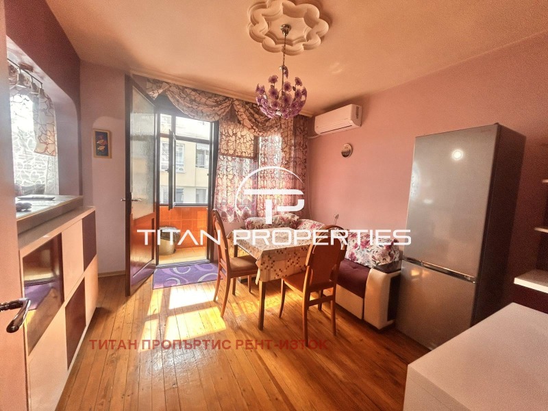 Дава под наем  4-стаен град Бургас , Възраждане , 120 кв.м | 51079541