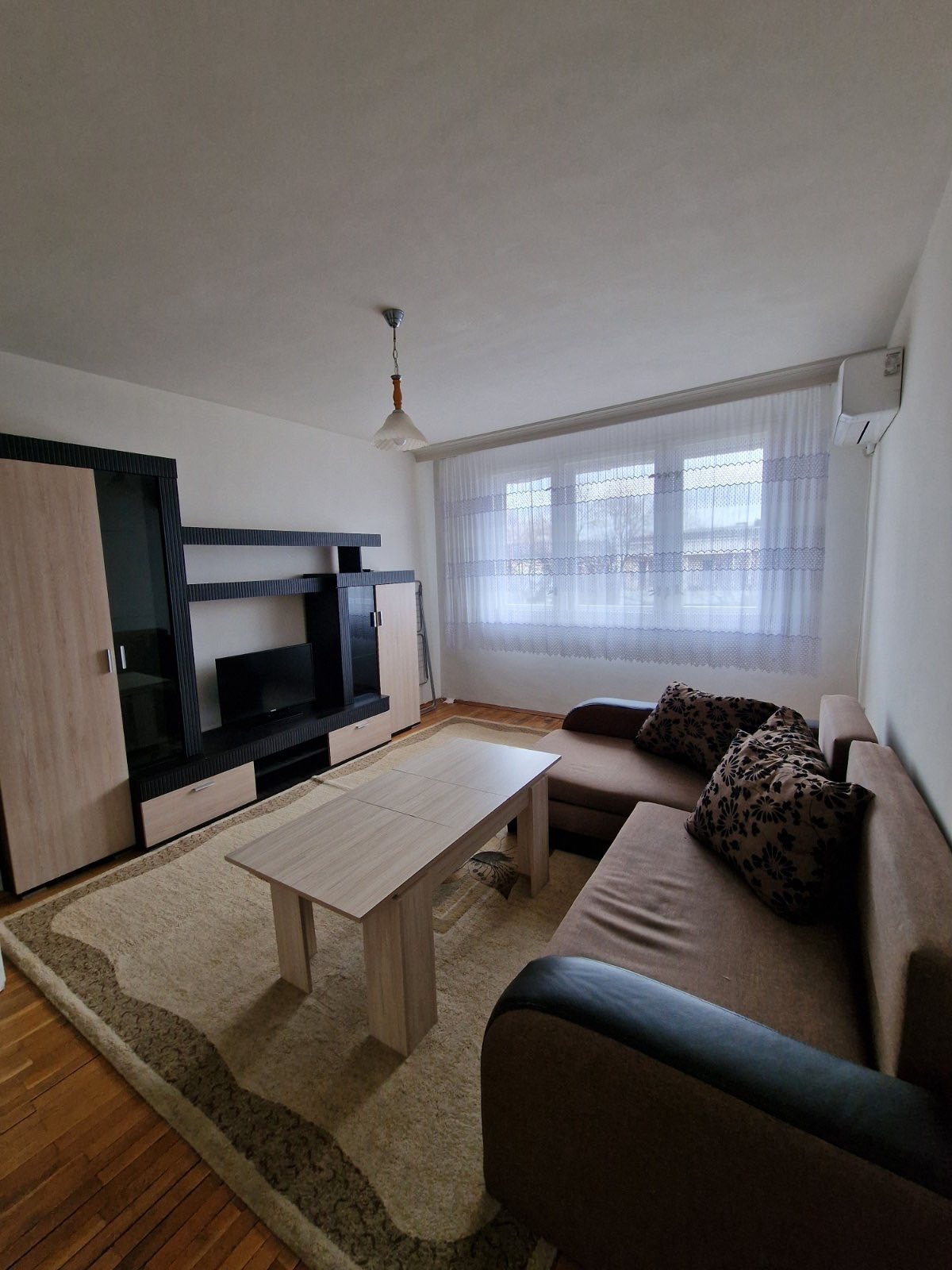 Дава под наем 2-СТАЕН, гр. София, Лагера