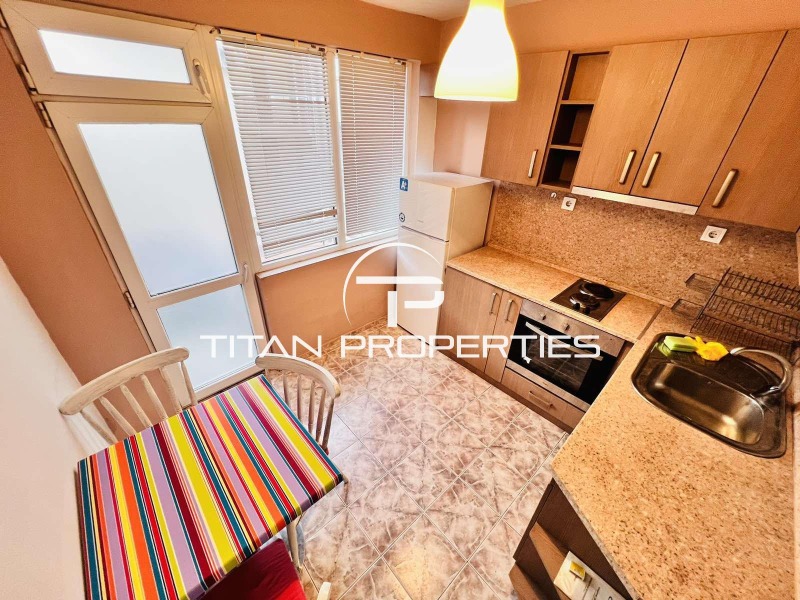 Vuokrattavana  1 makuuhuone Burgas , Vazraždane , 65 neliömetriä | 55391571