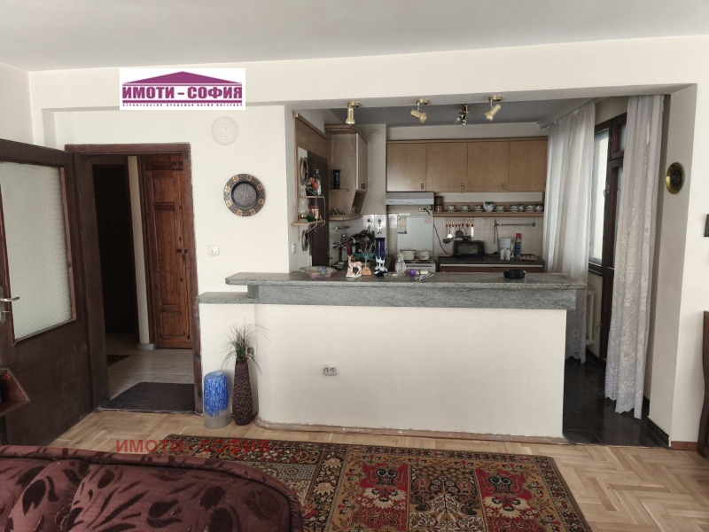 Издаје се  2 спаваће собе Софија , Дарвеница , 110 м2 | 77432111 - слика [2]