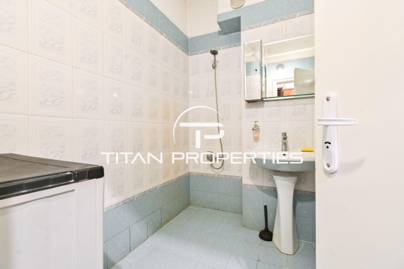 Дава под наем 3-СТАЕН, гр. София, Център, снимка 8 - Апартаменти - 52360032