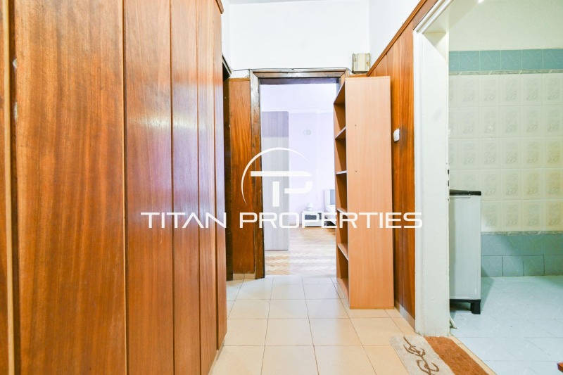 Дава под наем 3-СТАЕН, гр. София, Център, снимка 10 - Апартаменти - 52360032