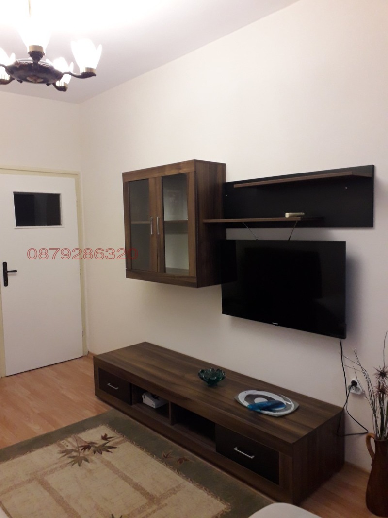 Дава под наем 3-СТАЕН, гр. София, Център, снимка 2 - Апартаменти - 52785163