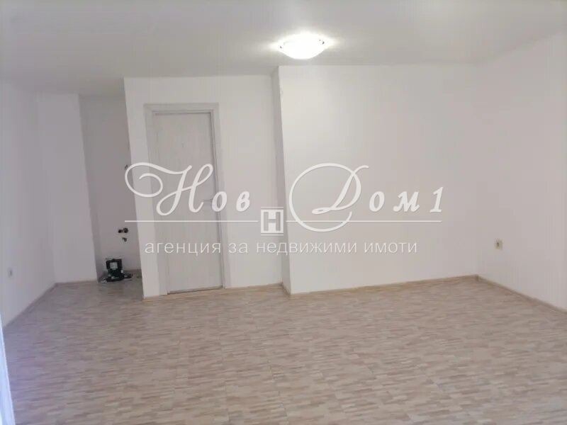 A louer  Bureau Varna , Kolhozen pazar , 32 m² | 97033363 - image [2]