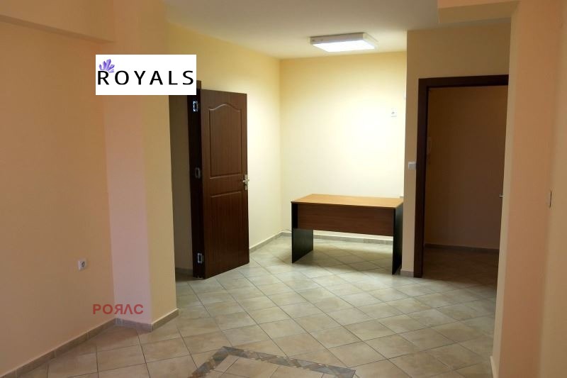 De inchiriat  Birou Varna , Biznes hotel , 70 mp | 18732702 - imagine [2]