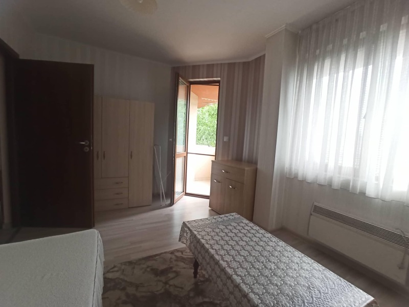 K pronájmu  2 ložnice Plovdiv , Sadijski , 100 m2 | 29203346 - obraz [9]