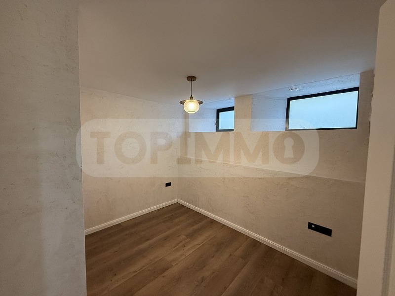 Дава под наем КЪЩА, гр. Варна, Гръцка махала, снимка 14 - Къщи - 52479197