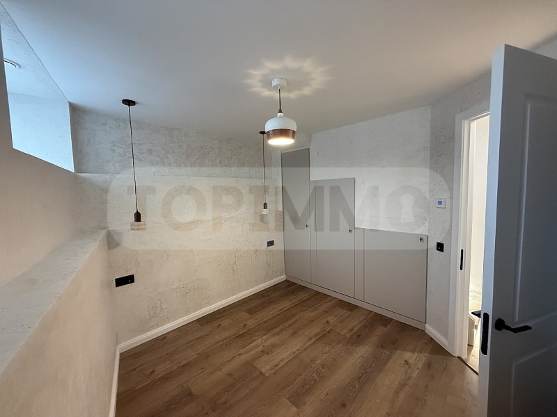 Дава под наем КЪЩА, гр. Варна, Гръцка махала, снимка 13 - Къщи - 52479197